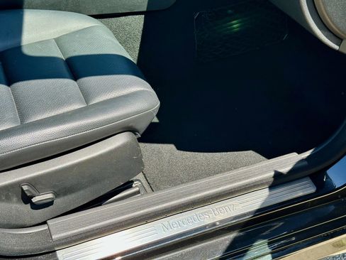 Used 2008 Mercedes-Benz C 300 4MATIC Sedan image 33