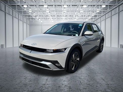 New 2026 Hyundai Ioniq 5 SE RWD image 3