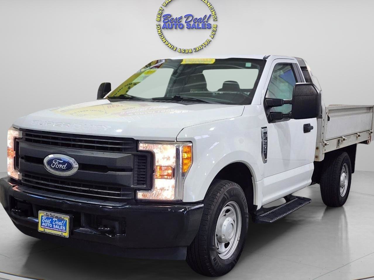 Used 2017 Ford F250 XL RWD image 2