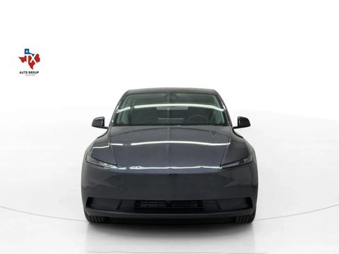 Used 2026 Tesla Model Y 2WD image 6