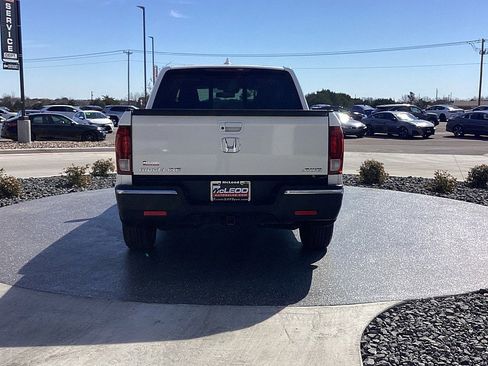 Used 2018 Honda Ridgeline RTL-E image 4