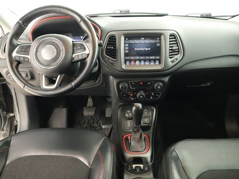 Used 2018 Jeep Compass Trailhawk AWD/4WD image 18