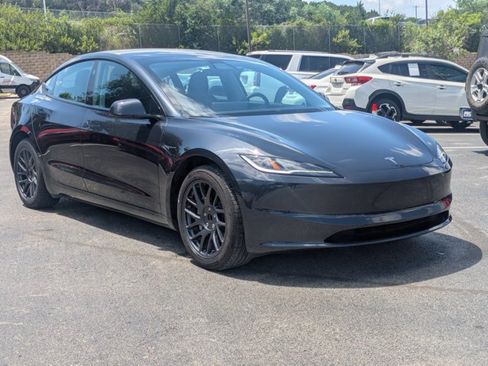 Used 2025 Tesla Model 3 Long Range RWD image 4
