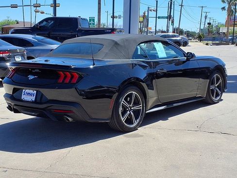 Used 2025 Ford Mustang Premium RWD image 8