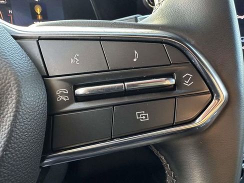 Used 2025 Chevrolet Suburban Z71 AWD/4WD image 31