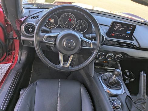 Used 2022 MAZDA MX-5 Miata RF Grand Touring image 13