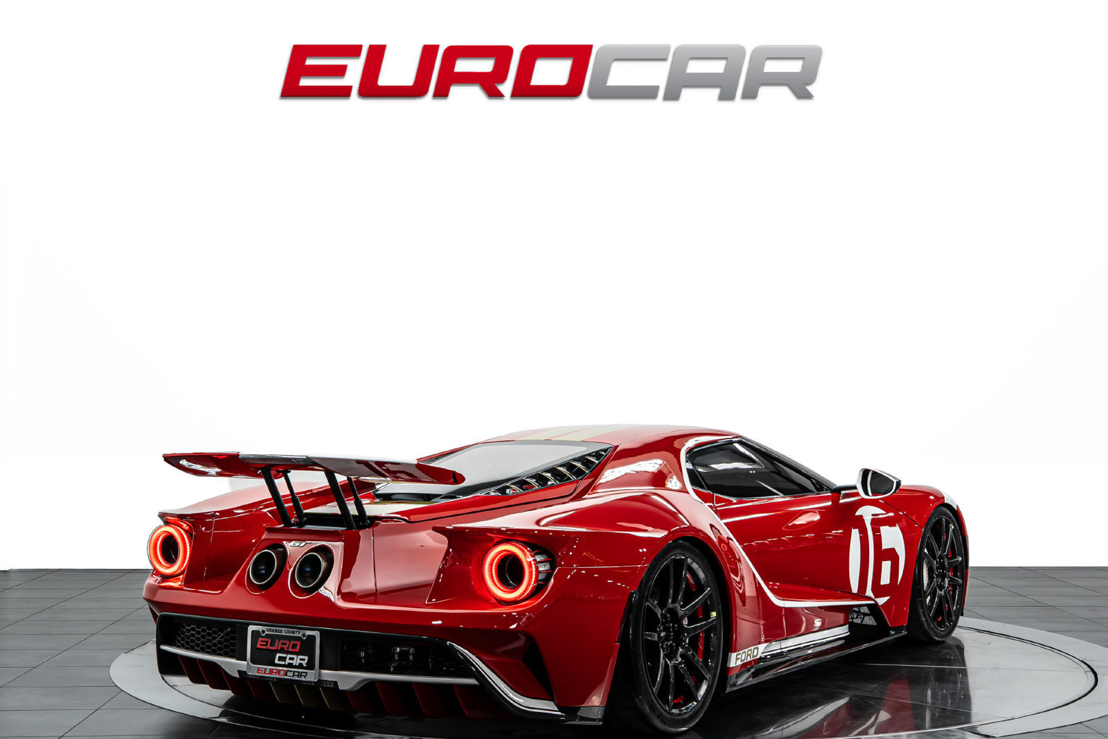 Used 2022 Ford GT Heritage Edition RWD image 5