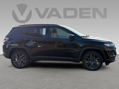 New 2026 Jeep Compass Limited image 4