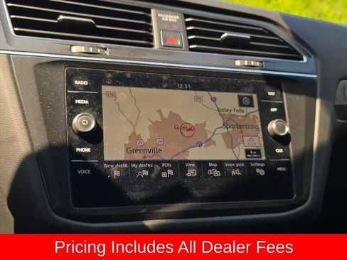 Used 2020 Volkswagen Tiguan SEL FWD image 8