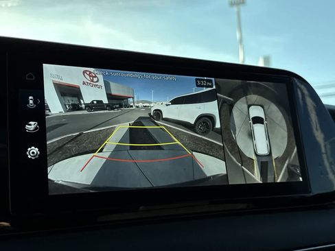 Used 2024 Hyundai Palisade Calligraphy image 20