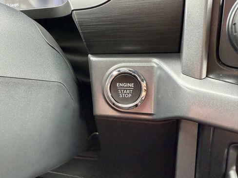 New 2025 Ford F150 XLT w/ Equipment Group 302A MID image 32