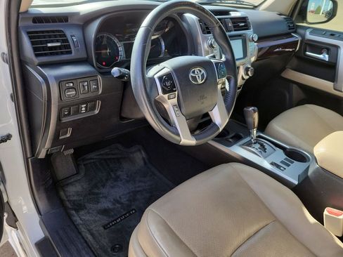 Used 2016 Toyota 4Runner Limited image 10