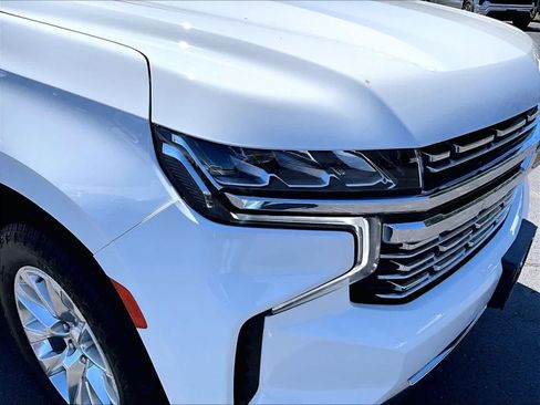Used 2024 Chevrolet Tahoe Premier AWD/4WD image 33