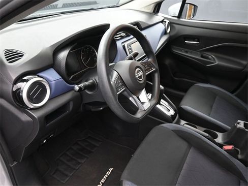 Certified 2023 Nissan Versa SV image 18