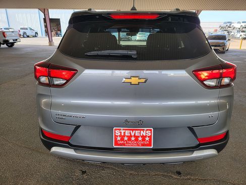 Used 2023 Chevrolet TrailBlazer LT AWD/4WD image 9