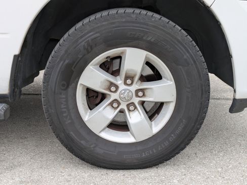 Used 2018 RAM 1500 Express image 11