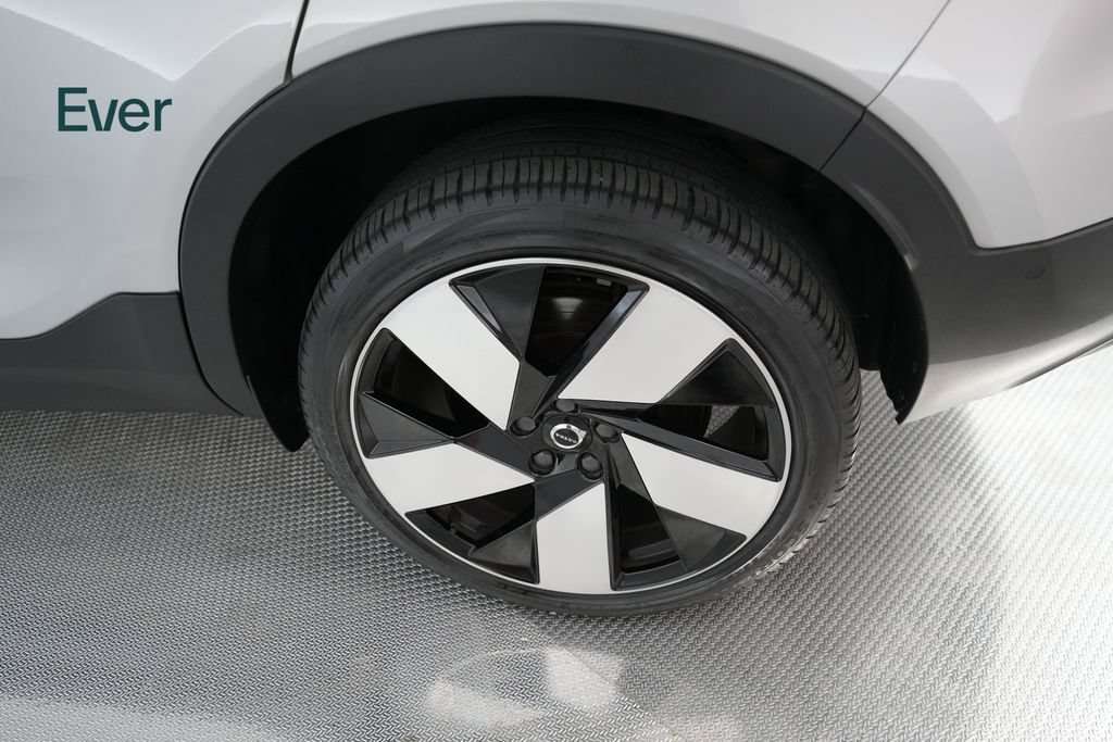 Used 2023 Volvo C40 P8 Recharge Ultimate AWD/4WD image 19
