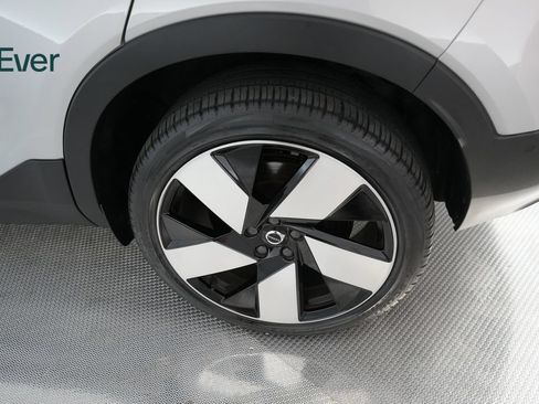 Used 2023 Volvo C40 P8 Recharge Ultimate AWD/4WD image 19