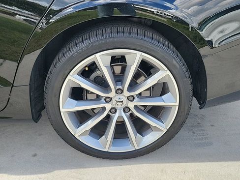 Used 2021 Volvo S60 T5 Momentum image 4