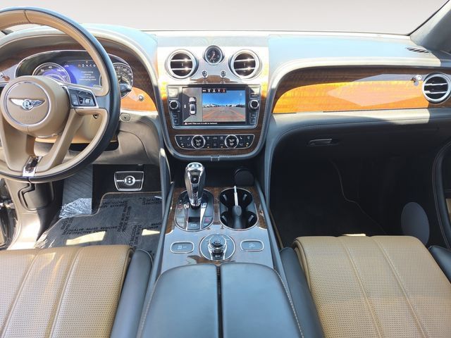Used 2018 Bentley Bentayga Activity AWD/4WD image 10