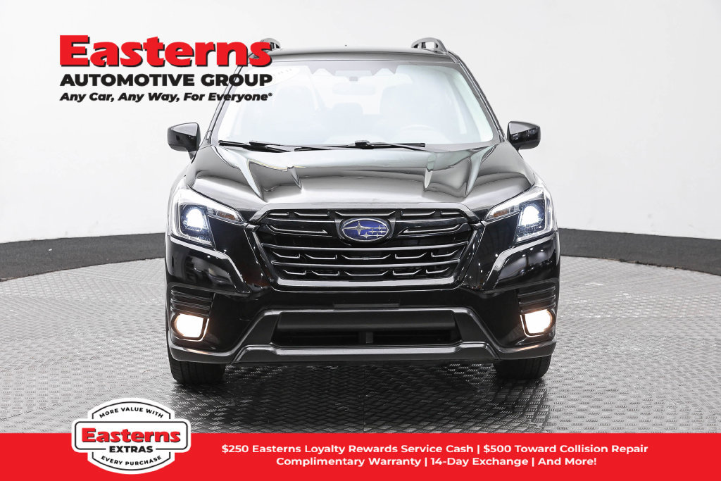 Used 2022 Subaru Forester Premium AWD/4WD image 3