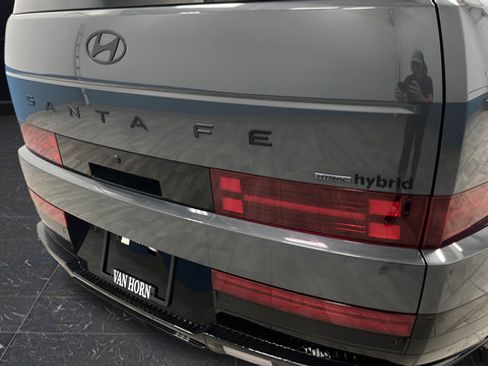 Used 2025 Hyundai Santa Fe Calligraphy AWD/4WD image 41
