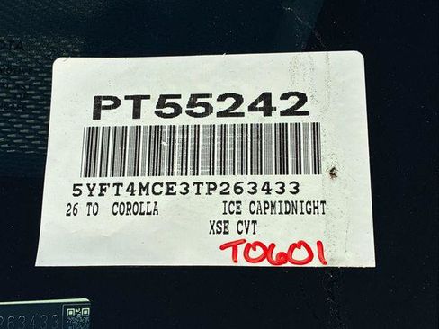Certified 2026 Toyota Corolla XSE FWD image 31