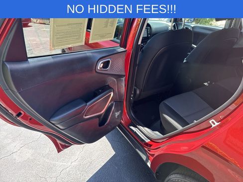 Used 2024 Kia Soul LX w/ Option Group 015 FWD image 34
