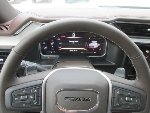 New 2026 GMC Sierra 1500 Denali AWD/4WD image 19