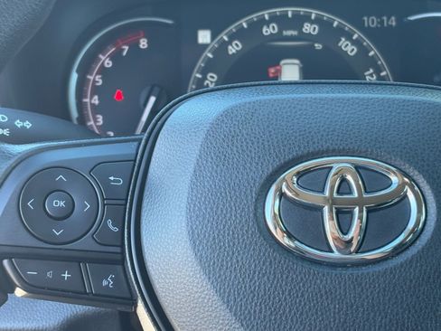 Certified 2023 Toyota RAV4 XLE w/ Convenience Package image 22