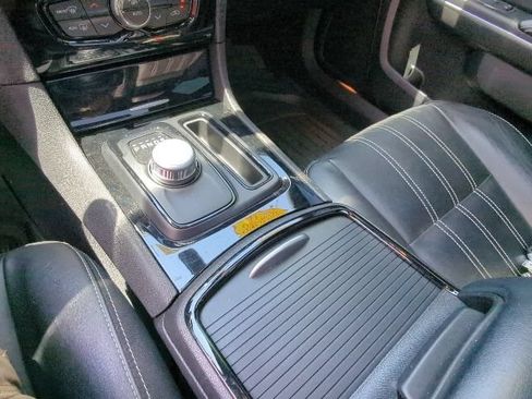 Certified 2023 Chrysler 300 S RWD image 17