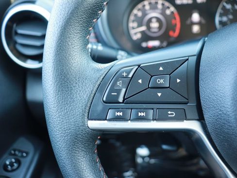 Used 2024 Nissan Kicks SR FWD image 19
