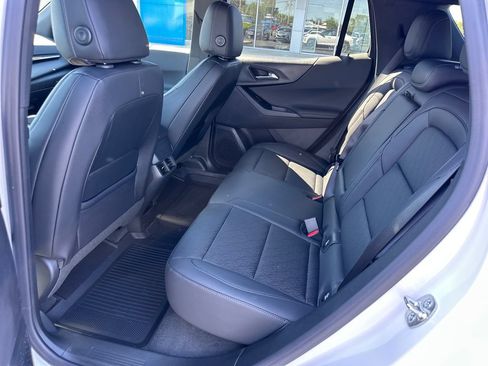 New 2026 Chevrolet Equinox LT w/ Convenience Package II AWD/4WD image 13