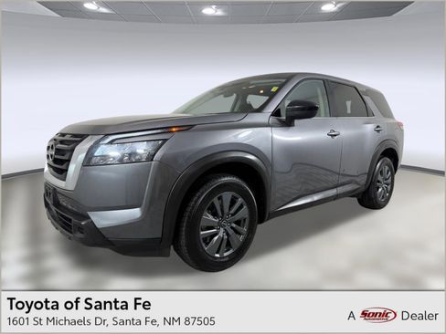Used 2024 Nissan Pathfinder S AWD/4WD image 1