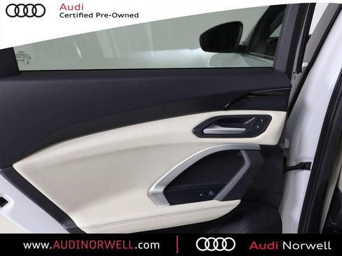 Certified 2025 Audi Q5 Premium w/ Convenience Package AWD/4WD image 22