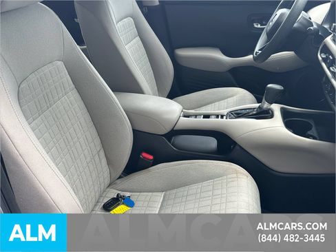 Used 2023 Honda HR-V LX image 15