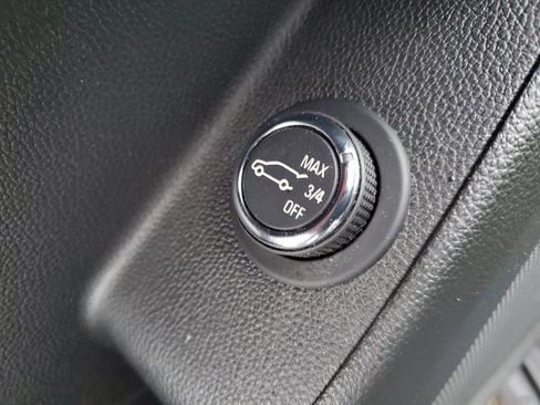 Used 2022 Chevrolet Traverse LT w/ LPO, Floor Liner Package image 10