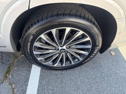 Used 2023 Hyundai Palisade Calligraphy w/ Cargo Package image 14