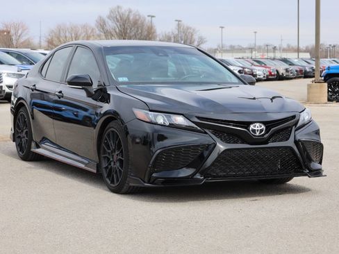 Used 2022 Toyota Camry TRD w/ TRD Package w/JBL Audio image 4