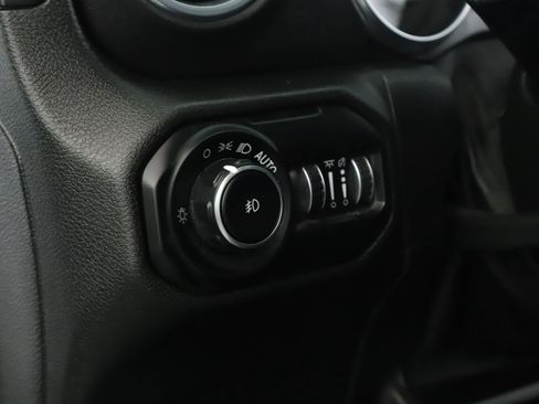 Certified 2021 Jeep Wrangler Unlimited Sahara w/ Cold Weather Group image 7