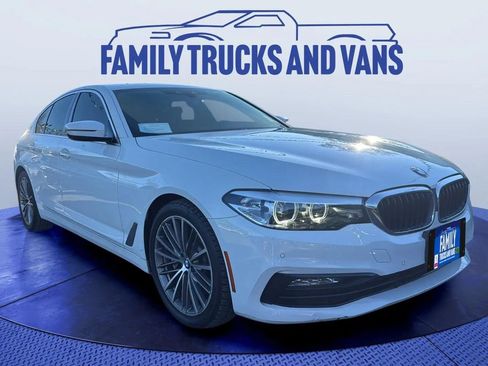 Used 2018 BMW 530i xDrive image 3