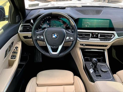 Used 2021 BMW 330i Sedan w/ Premium Package image 10