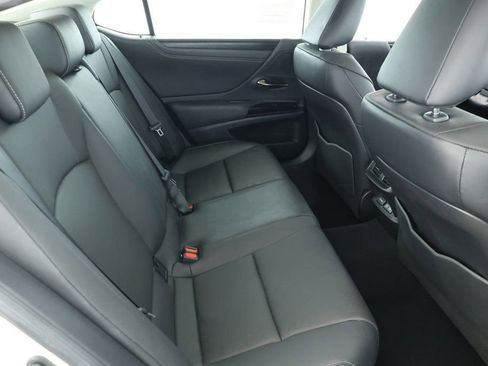 Used 2024 Lexus ES 350 w/ Premium Package image 19