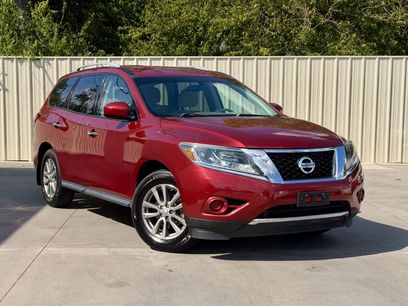 Used 2014 Nissan Pathfinder SV w/ Cargo Package
