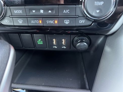 New 2024 Mitsubishi Eclipse Cross SE image 33