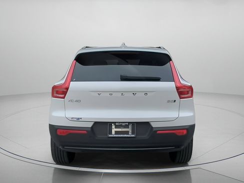 Used 2026 Volvo XC40 B5 Plus AWD/4WD image 24