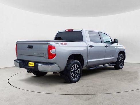 Used 2016 Toyota Tundra SR5 w/ TRD Off Road Package AWD/4WD image 5