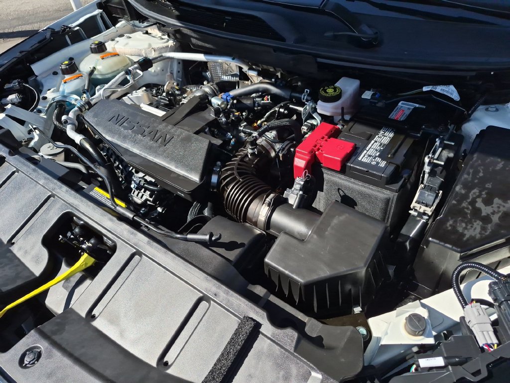 Certified 2026 Nissan Rogue SV FWD image 32
