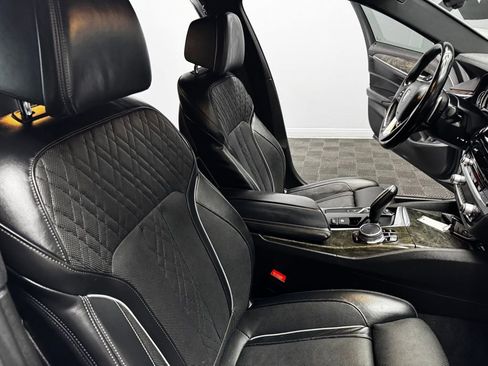 Used 2018 BMW 540i xDrive image 56