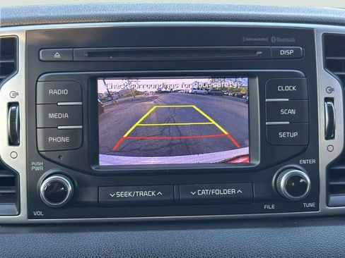 Used 2017 Kia Sportage LX FWD image 21